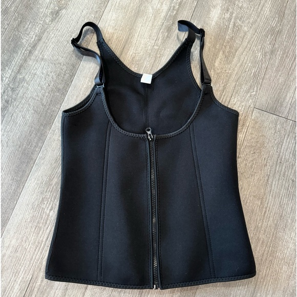 LAST PRICE🍒🤍 Waist trainer corset vest shapewear slimming body ✨ - Picture 1 of 7